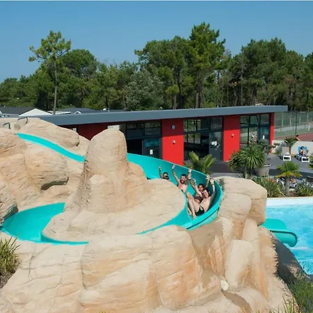 Mobil à Pour 4 Personnes Avec Terrasse - Api-1-52-1459 Camping Saint-Jean-de-Monts