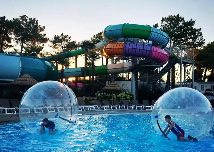 Mobil à Pour 4 Personnes Avec Terrasse - Api-1-52-1459 Saint-Jean-de-Monts