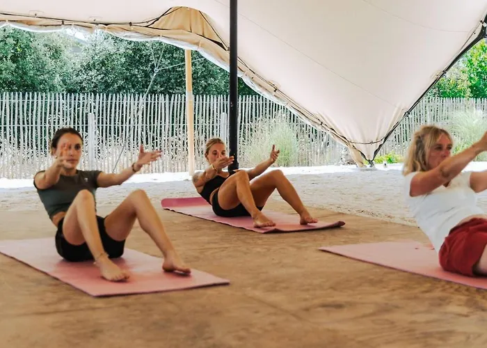 Mobil à Pour 4 Personnes Avec Terrasse - Api-1-52-1459 Saint-Jean-de-Monts